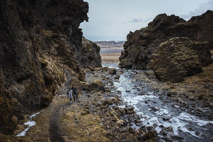 Thorsmork Valley Private Tour: Hike Seljalandsfoss, Stakkholtsgja & Eyjafjallajokull photo 4