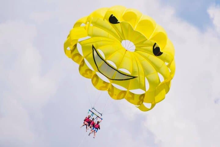 Destin Parasailing Experience: Soar 400 Feet Above Emerald Gulf Waters photo 4