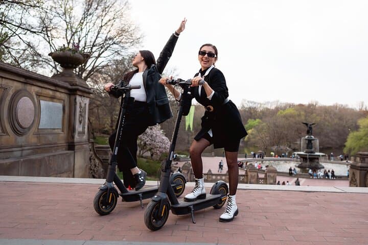 Explore NYC on a Ninebot Max: Electric Scooter Rentals Near Central Park