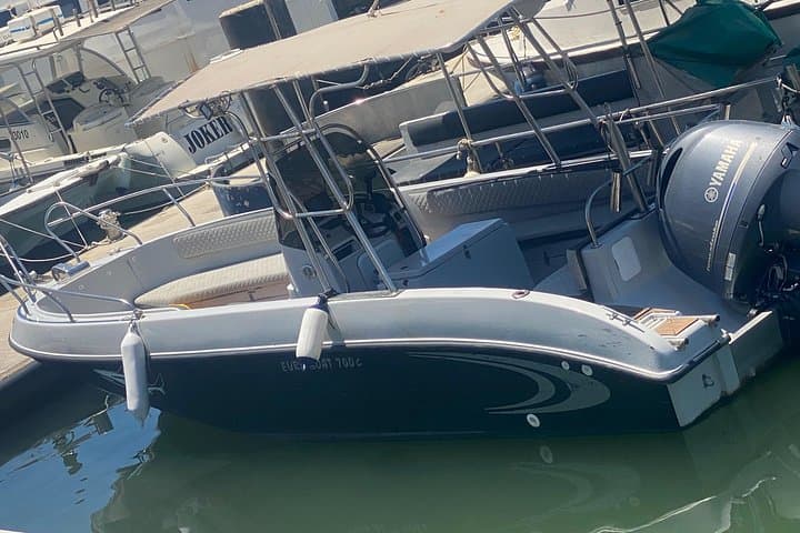 Private Boat Rental from Jaffa Port: 2-Hour Captain-Led Cruise in Tel Aviv photo 3