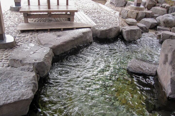 Private Sapporo Day Trip to Jozankei Onsen: Trails, Hot Springs & Snowshoeing photo 3