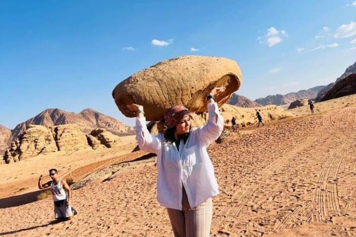 Full-Day Wadi Rum Jeep Tour: Red Dunes, Canyons & Bedouin Lunch photo 4