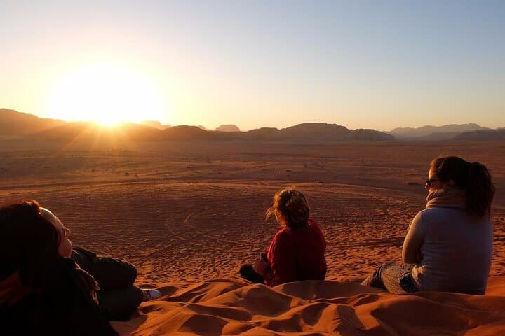 Full-Day Wadi Rum Jeep Tour: Red Dunes, Canyons & Bedouin Lunch