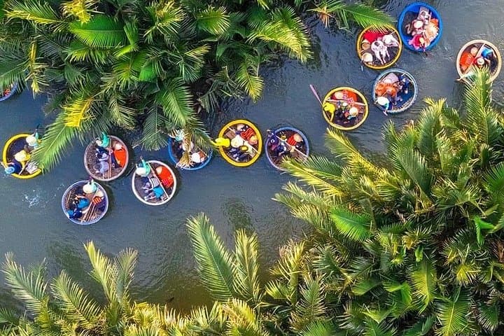 Full-Day Da Nang & Hoi An: Lady Buddha, Marble Mountains and Coconut Basket Boats photo 1