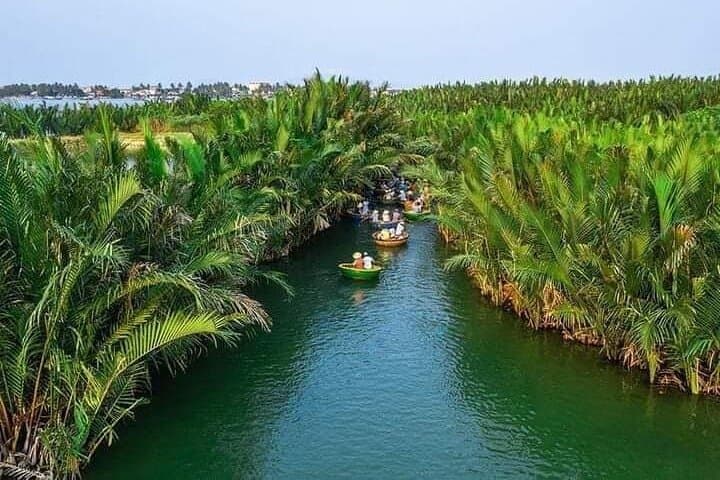 Da Nang: Monkey Mountain, Marble Mountains & Coconut Jungle Basket Boat Day Tour