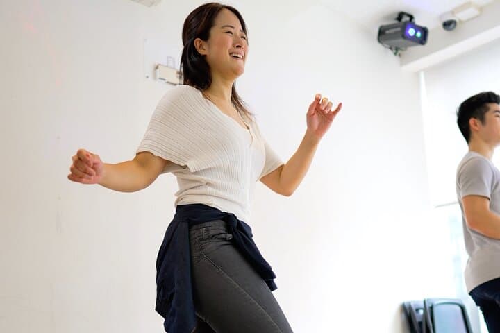 Tokyo Morning Shuffle: Dance Class & Breakfast with a TikTok Star photo 6