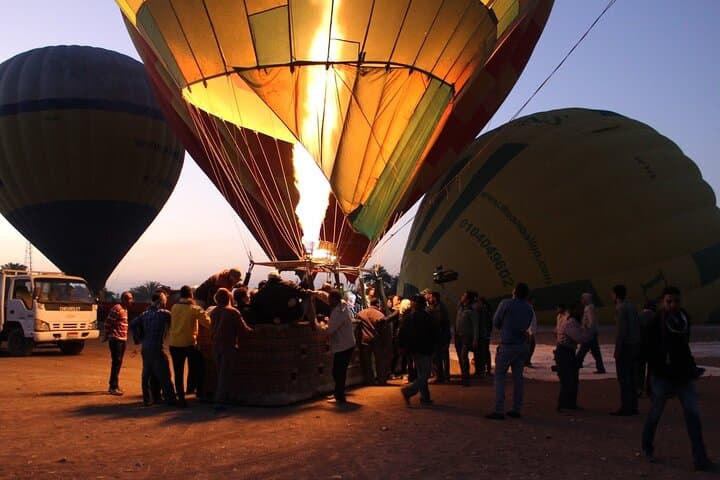 Sunrise Hot Air Balloon Over Luxor: Two-Hour Flight with West Bank Boat Transfer photo 2