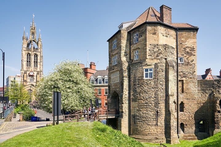Unique Heritage Newcastle: Private Walking Tour from Grey's Monument to Newcastle Castle photo 4
