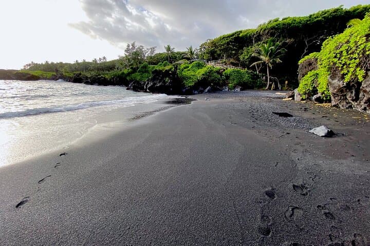 Road to Hana Shore Excursion: Rainforest Waterfalls, Black Sand Beaches & Local Hana Culture