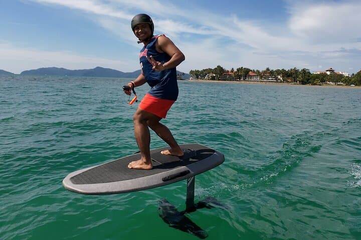 E-Foil at Tanjung Aru Beach: Private Guided Electric Hydrofoiling in Kota Kinabalu photo 1