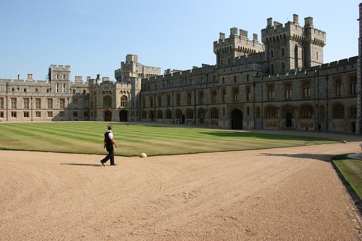 Private Windsor, Stonehenge & Winchester Day Tour from London photo 5