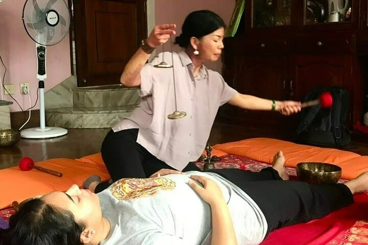 Himalayan Singing Bowl Reiki Healing in Ho Chi Minh City with Jan Ming photo 2