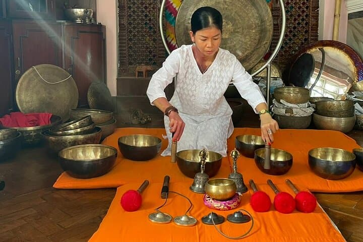 Himalayan Singing Bowl Reiki Healing in Ho Chi Minh City with Jan Ming photo 5