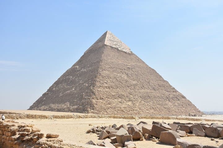 Giza Pyramids and Egyptian Museum Day Tour — Sphinx, GEM & Khan el-Khalili photo 3