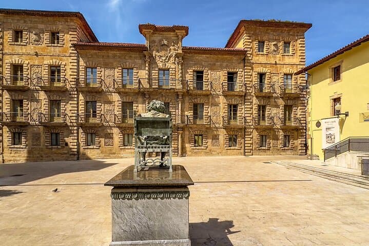Self-Guided Avilés Scavenger Hunt: Interactive Walking Tour of Historic Sights photo 5