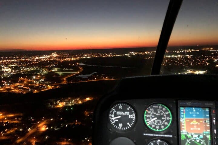 Nashville Christmas Lights Helicopter Tour: 30-Minute Aerial Holiday Experience