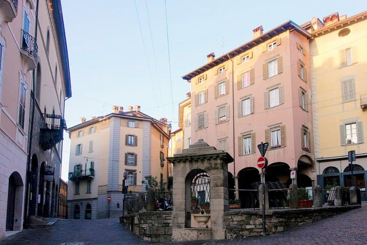 Self-Guided Bergamo Scavenger Hunt: Explore Città Alta and the Venetian Walls photo 5
