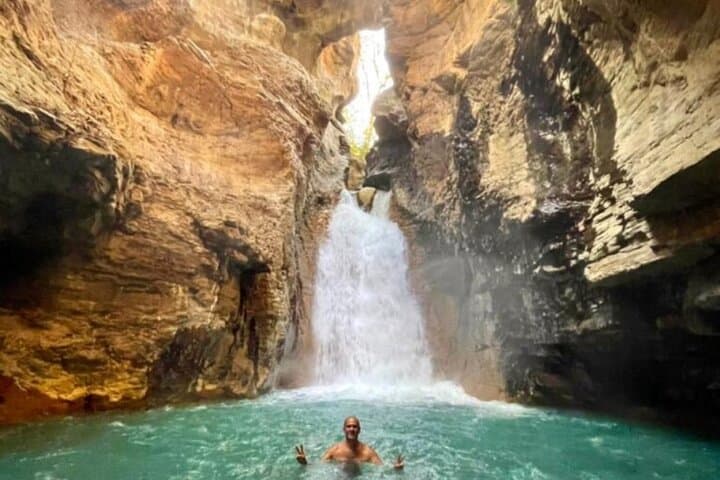 Hike to La Leona Waterfall: Turquoise Pools & Canyon Trek from Liberia