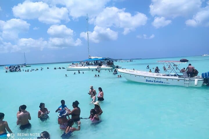 Saona Island Day Trip from Bavaro: Speedboat, Natural Pool & Catamaran Return photo 4