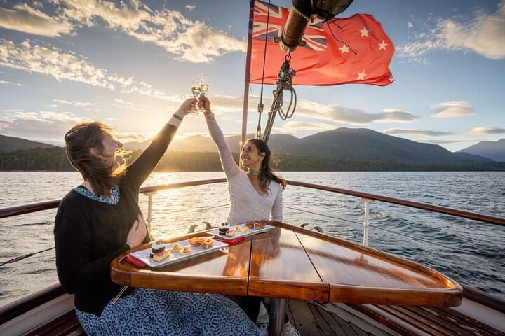 Te Anau Historic Motor Yacht Cruise & Guided Walk into South Fiord photo 4
