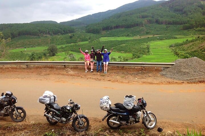 Da Lat Coffee, Wine & Tea Motorbike Tour — Cầu Đất Farms to Da Lat Winery photo 4