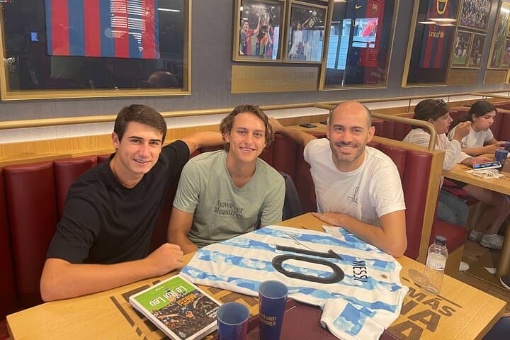 Inside Messi's Story: Private Session with His Biographer at Barça Café photo 2