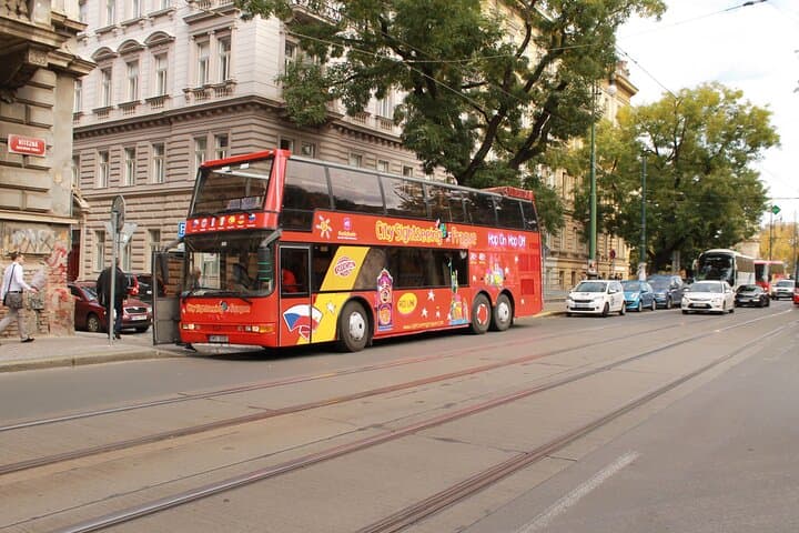 Hop-On Hop-Off Prague: Castle Tour, River Cruise & HOHO Bus photo 6