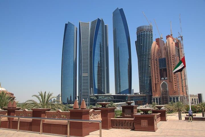 Private Full-Day Abu Dhabi City Tour from Ras Al-Khaimah — Mosque, Yas Island & Corniche photo 3