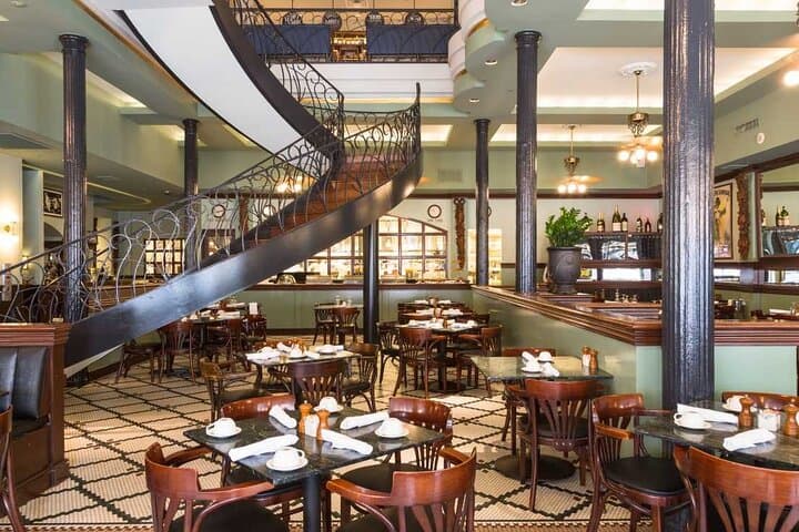 Eat, Drink & VUE: New Orleans Sazerac House and Observation Deck Tour photo 4