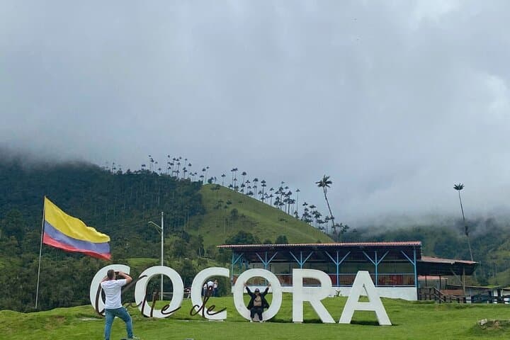 Two-Day Salento Adventure: Cocora Valley Hike, Coffee Farm & Santa Rita Canyoning