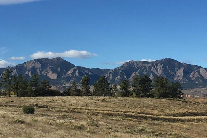 Flatirons Mallory Cave Trail: Private Boulder Peaks & Wilderness Hike photo 3