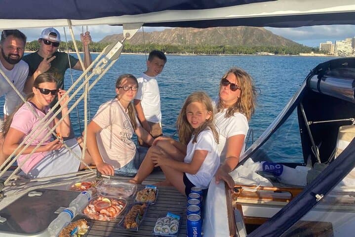 Waikiki Small-Group Sunset Sailing Cruise to Diamond Head photo 3