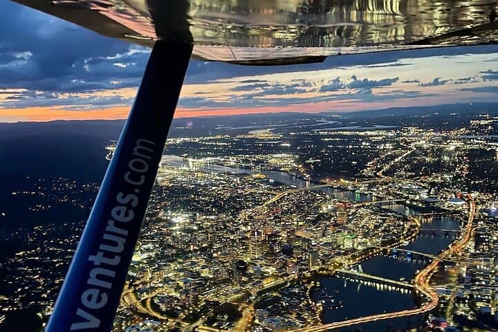 Portland Night Air Tour: Downtown Skyline Flight from Troutdale Airport photo 2
