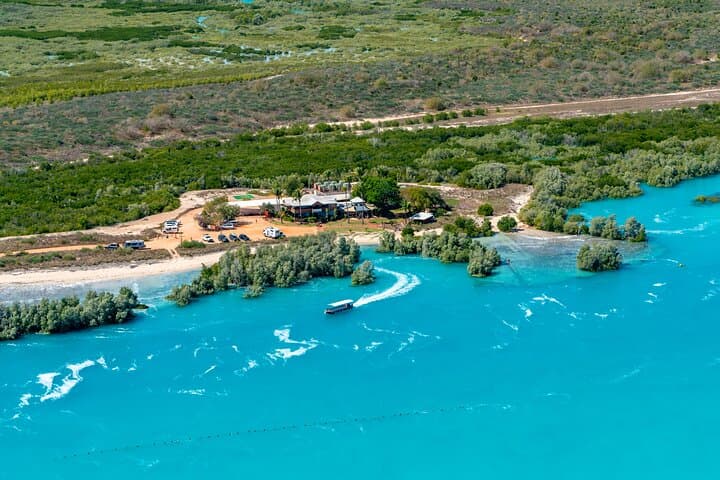 Broome Helicopter to Willie Creek Pearl Farm: Scenic Flight, Boat Cruise & Live Pearl Harvest photo 2