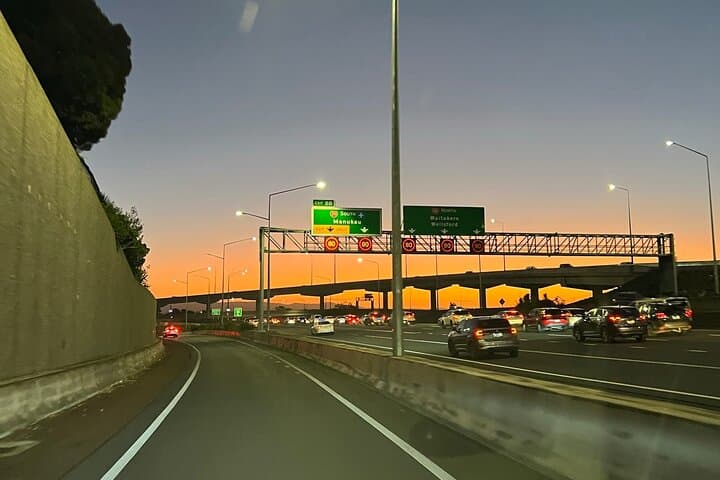 Auckland Airport to City Private Transfer — Fast, Comfortable Door-to-Door Service photo 6