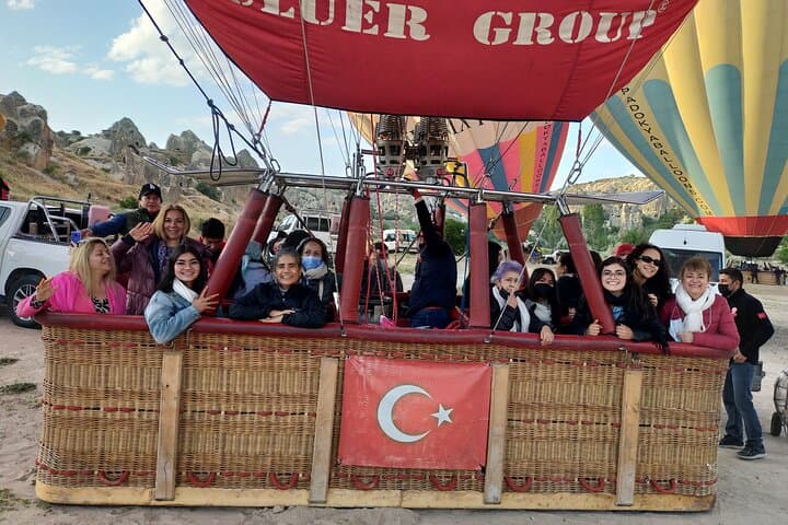 Cappadocia 2-Day Spanish Tour with Hot-Air Balloon and Domestic Flights photo 3