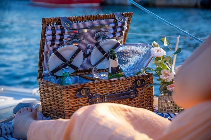Barcelona Private Romantic Sailing Tour: Sunset Yacht Cruise from Marina Vela photo 1