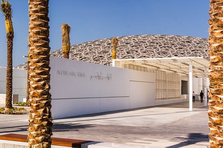 Explore Louvre Abu Dhabi: Tickets, Architecture and Waterfront Highlights