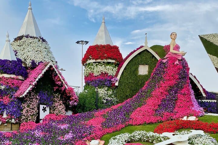 Exploring Dubai Miracle Garden: Admission, Transfers & Visitor Guide photo 2