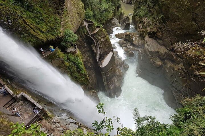 8-Day Ecuador Adventure: Quito, Cotopaxi, Chimborazo & Papallacta Hot Springs