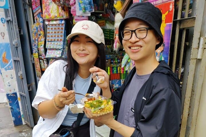 Lima Street Food Tour: Taste 12 Iconic Peruvian Snacks in Markets & Chinatown photo 2