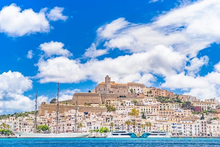 Private Full-Day Shore Tour in Ibiza: Dalt Vila, Castle & Market Walk photo 1