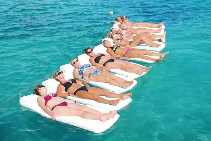 Punta Cana Floating Day Spa: Adults-Only Ocean Wellness Experience photo 4