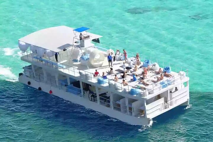 Punta Cana Floating Day Spa: Adults-Only Ocean Wellness Experience photo 3