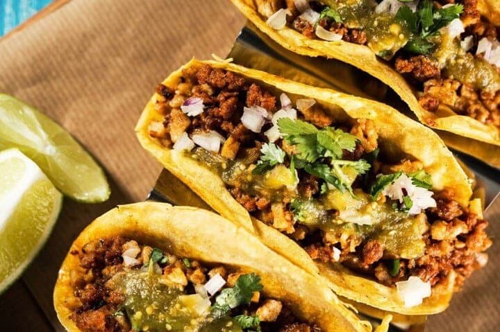 Private Mexico City Food Tour: Tacos, Churros & Cantina Experience photo 2