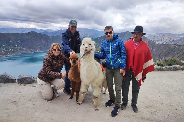 Quilotoa Crater Lake Day Tour from Quito: Hike the Emerald Caldera
