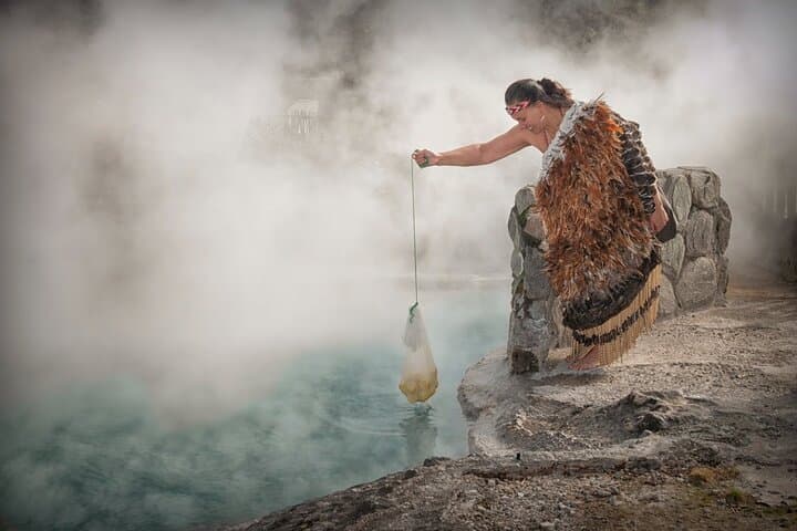 Rotorua Geothermal and Māori Culture from Tauranga: Shore Excursion Guide photo 2