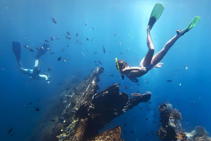 Blue Lagoon Snorkeling & Gates of Heaven Day Tour — Padangbai, Lempuyang & Tirta Gangga