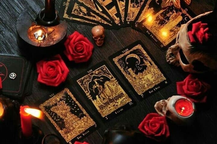 Private Séance Experience: Talking to the Dead Tour in New Orleans photo 4