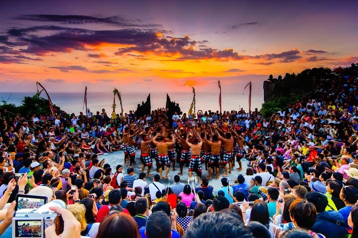 Full-Day Bali Swing and Uluwatu Sunset Tour — Swing, Beach & Kecak Performance photo 2